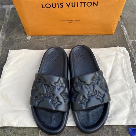 louis vuitton waterfront mule black.